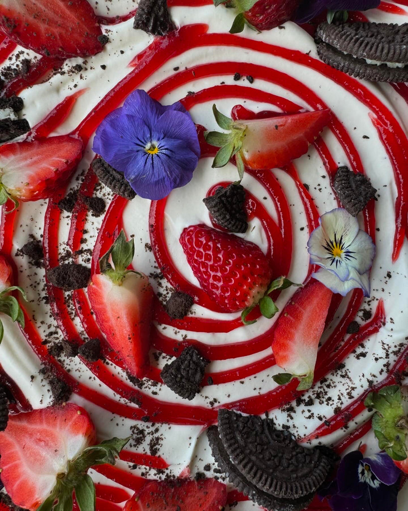 Vegan Strawberry Oreo Cheesecake