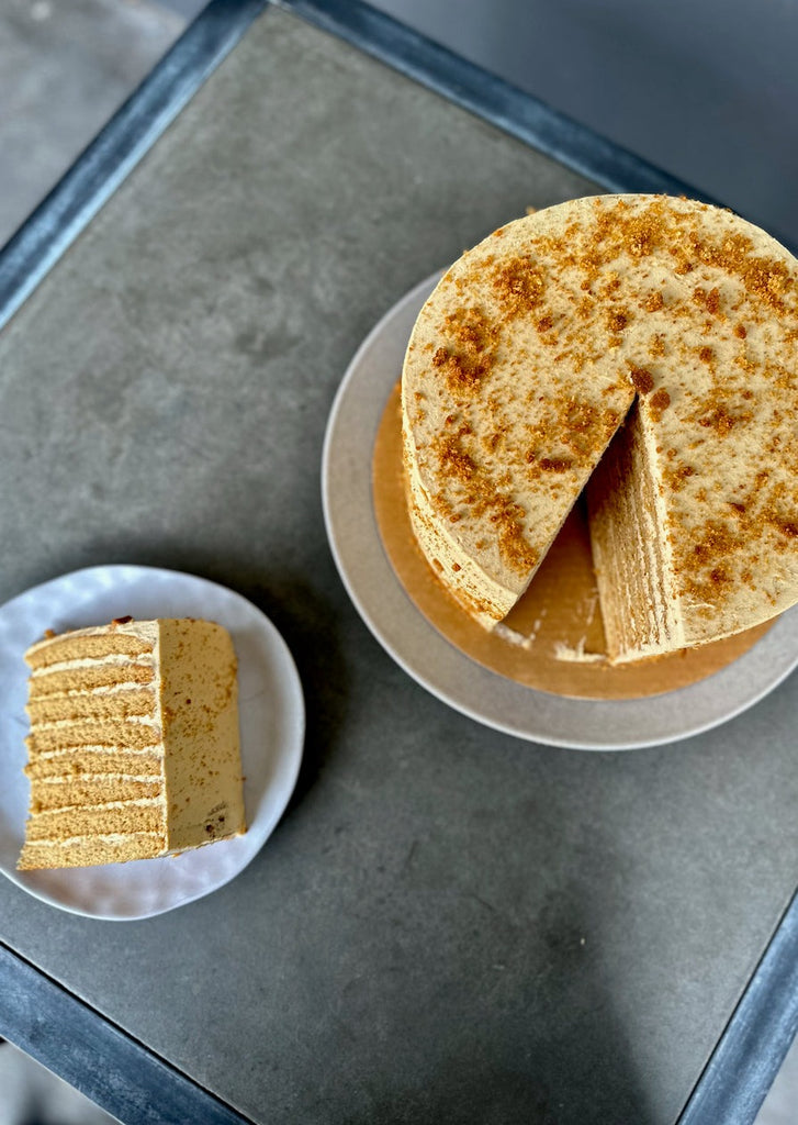 MEDOVIK - RUSSIAN HONEY CAKE LAYER CAKE