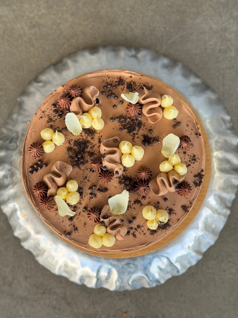 CHOCOLATE TUXEDO CAKE