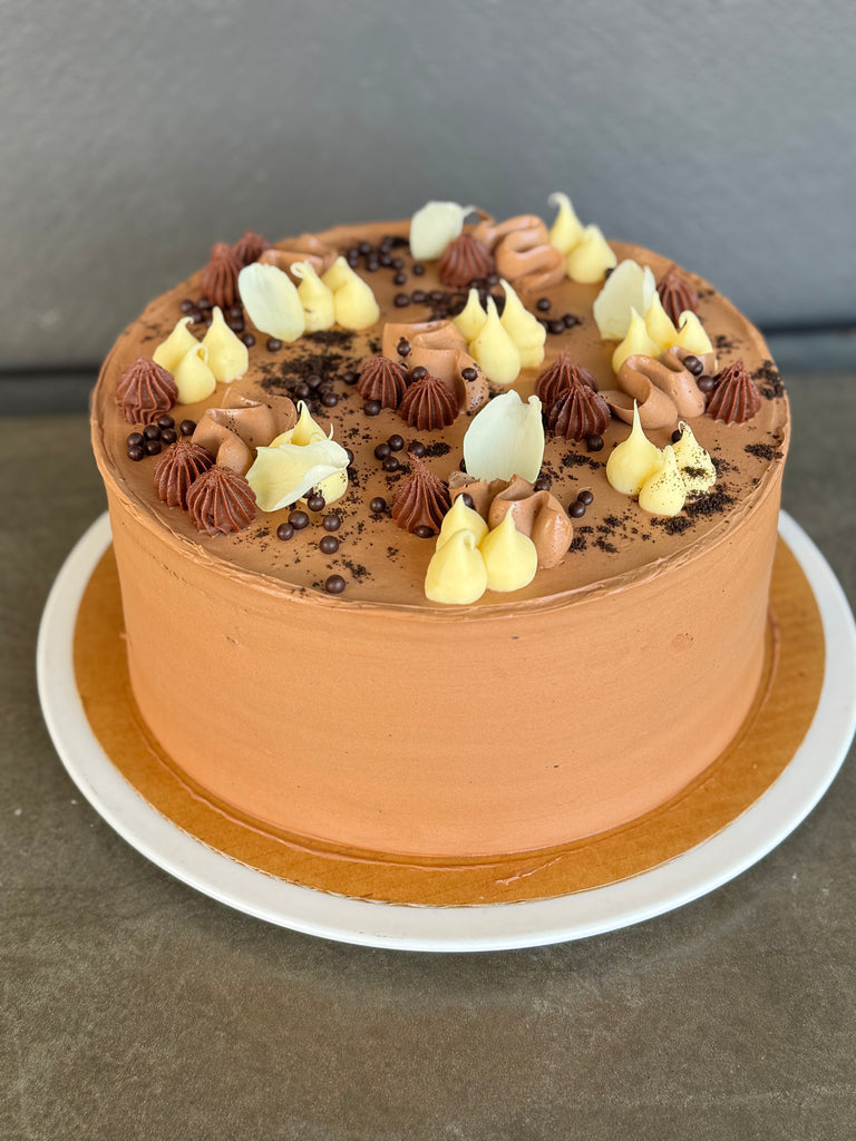 CHOCOLATE TUXEDO CAKE